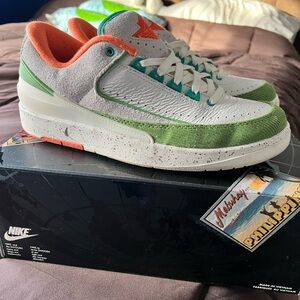 2022 Titan x Wmns Air Jordan 2 Retro Low